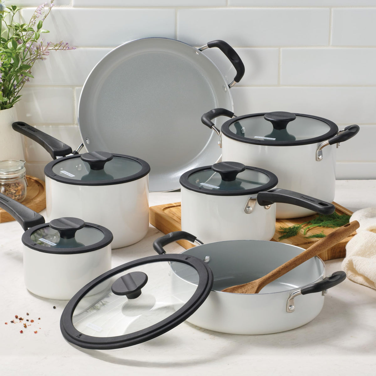 Ceramic Non Stick 11-Piece Nesting Pots and Pans Set White I882